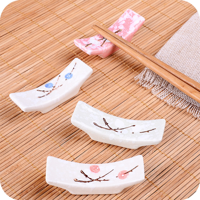 Kitchen Gadgets Japanese - ที่วางตะเกียบเซรามิกลายดอกบ๊วยญี่ปุ่น 1/4/10 ชิ้น อุปกรณ์ครัวสร้างสรรค์ ที่วางตะเกียบสำหรับใช้ในบ้าน อุปกรณ์ดูแลตะเกียบ